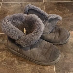 Ugg Mini Bailey Button boots